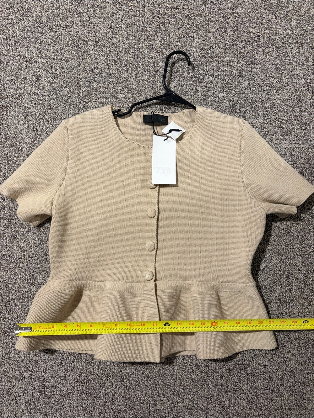 Zara Beige Button-Down Peplum Short-Sleeve Top - Picture 5 of 7